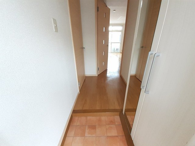 ファミィール町田の玄関