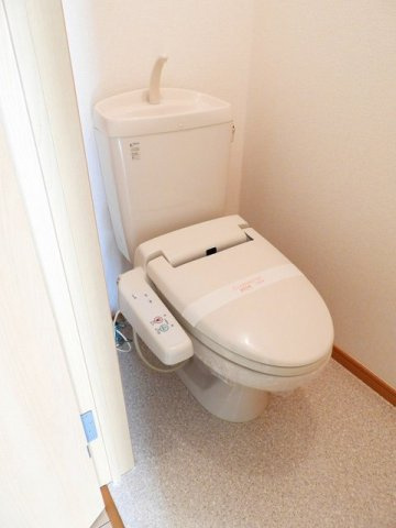 アイ・フィオーレ東原のトイレ|清潔感のあるトイレです