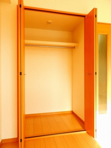 アイ・フィオーレ東原の収納|大きなものも収納できそうです
