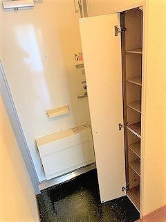 レオパレス北原の玄関|シューズボックス有り。