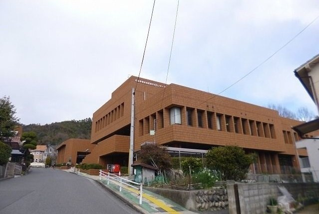 ティ・シュティルⅤの周辺|安佐北図書館まで2500m