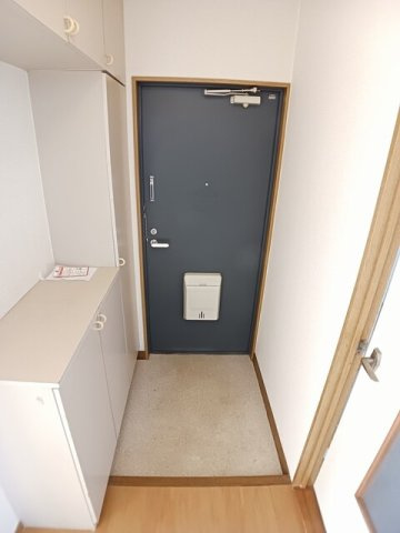 タウンヒルズＮの玄関|シンプルで使いやすい玄関です