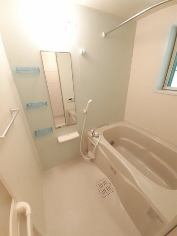 グレイスＡ棟の浴室|きれいなお風呂です