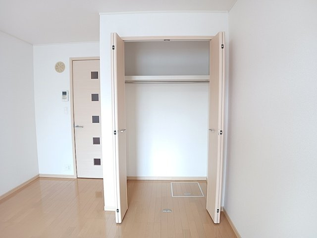 サン　クレメントＣの収納