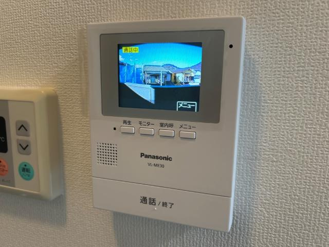 アシュランスの内装|カメラ付インターホン