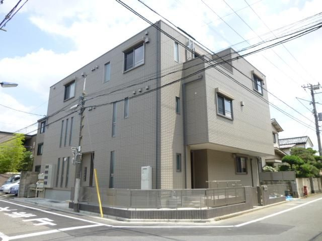 サンドリヨンの外観