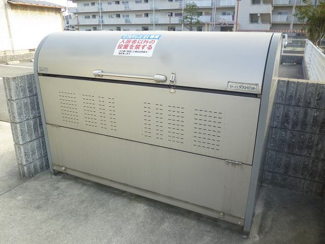 レオネクストベルニナのその他|ゴミ置き場