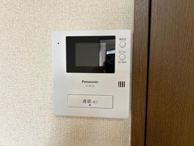 ラフィーヌ上野田の内装|カメラ付インターホン