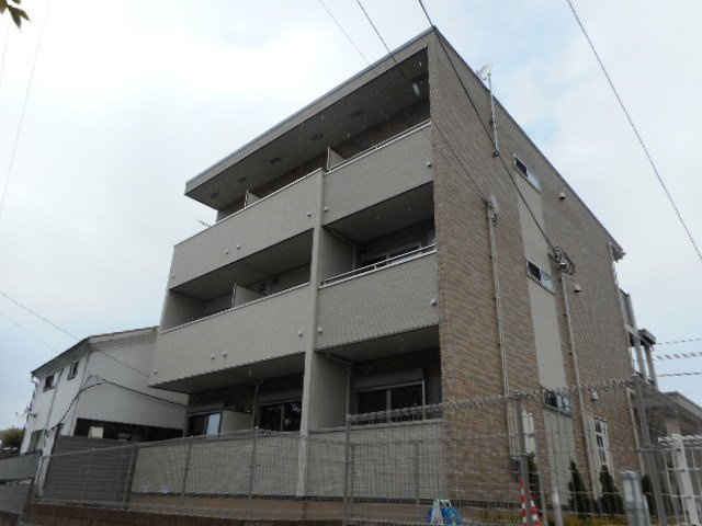 オート・プラージュの外観