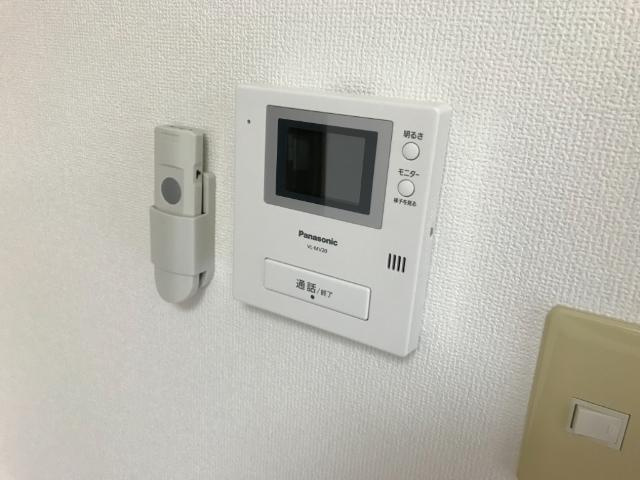 グランドールＡの内装|カメラ付インターホン