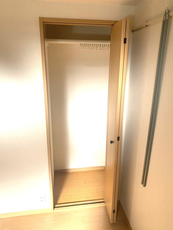 川崎市多摩区宿河原２丁目のアパートの収納