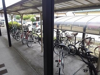 レオパレスゴールドリングＢのその他|駐輪場