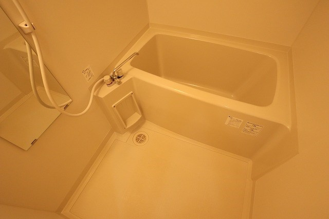 寝屋川市早子町の賃貸マンションの浴室|※同タイプの間取りのお写真となります。