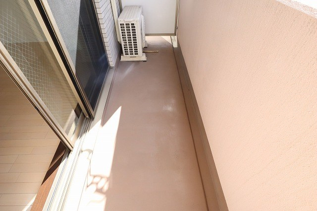 寝屋川市早子町の賃貸マンションのバルコニー