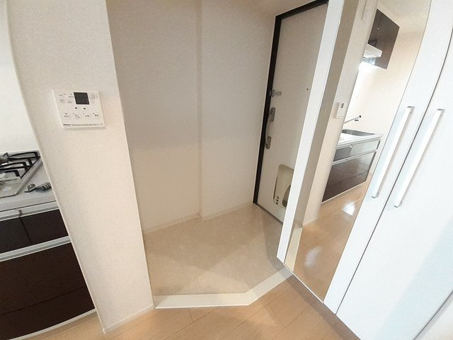 コレクト　ライルの玄関