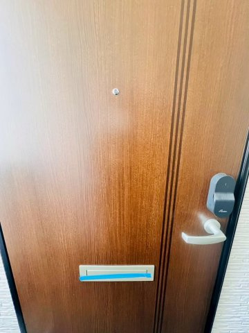 プルミエール板橋本町の玄関