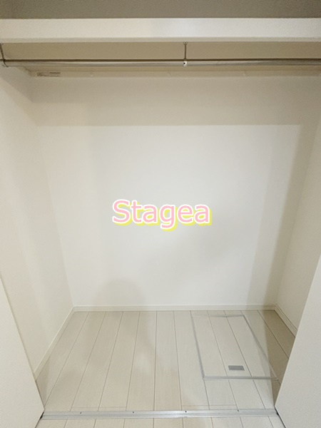 Infoglia Brezzaの収納