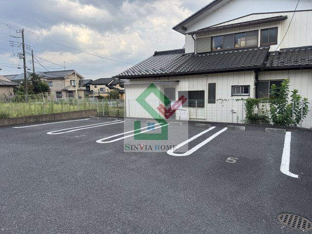 ソレイユの駐車場