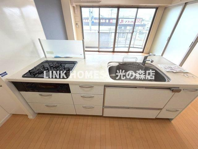 菊池郡菊陽町光の森６丁目の賃貸マンションのキッチン|キッチンでお料理をお楽しみください