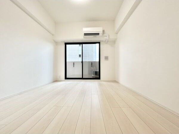 S-RESIDENCE名古屋菊井aline(アライン)　の居間・リビング