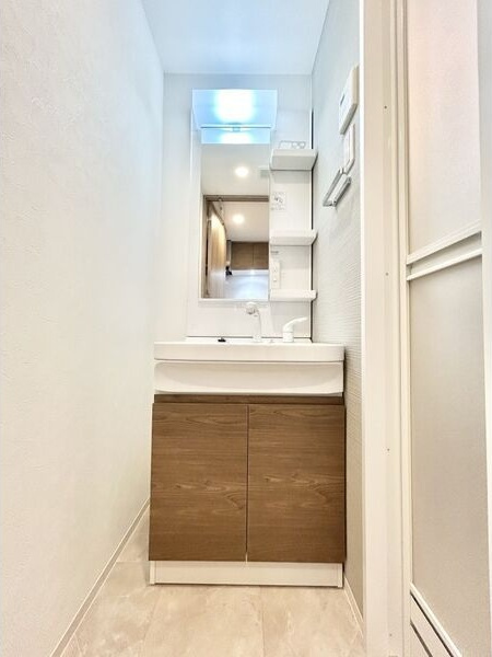 S-RESIDENCE名古屋菊井aline(アライン)　の洗面所