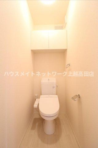 フィラージュ Ｂのトイレ|温水洗浄暖房便座