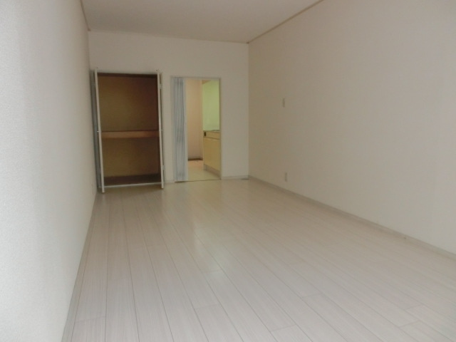 かすみコーポ内田の洋室