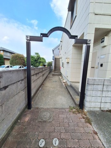 メゾンセレノのエントランス