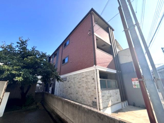 アビタ青木駅前の外観