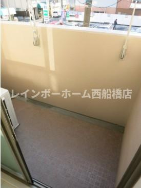 クレシェンテ梅月のバルコニー