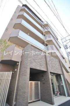 クレシェンテ梅月の外観