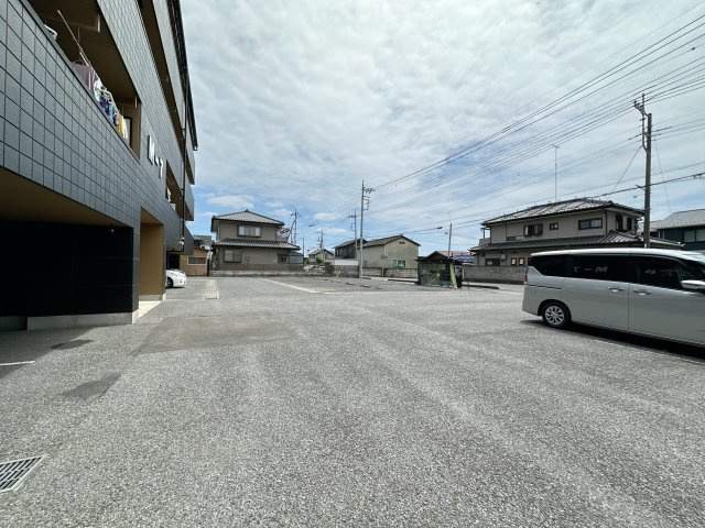 【駐車場】 | Ｍ7マンション