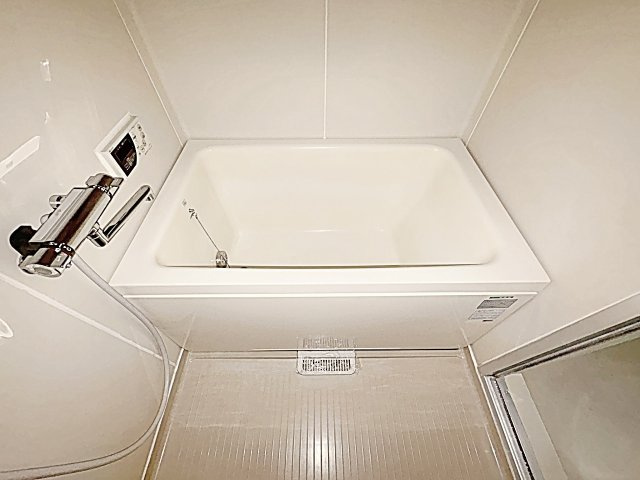 アーバンドエル杁中の浴室