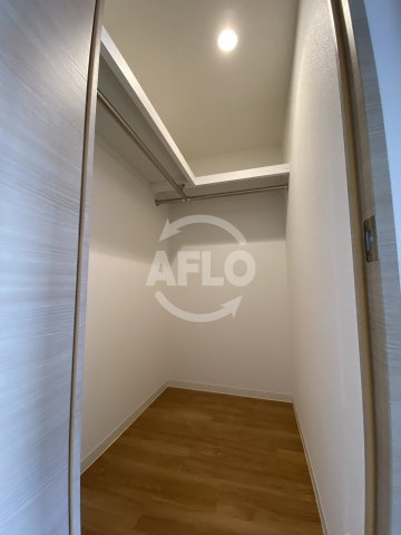 アプリーレ中之島の収納|アプリーレ中之島　ウォークインクローゼット