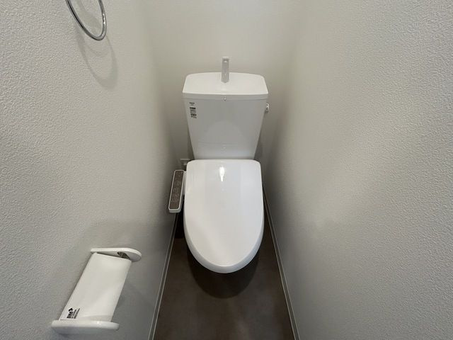 ジーメゾン足立入谷のトイレ