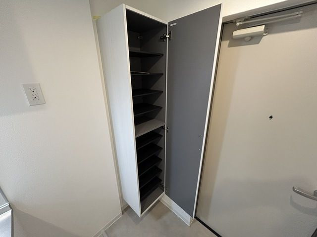 ジーメゾン足立入谷の収納