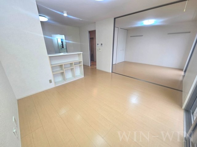 レジデンス芦原 Aの居間・リビング