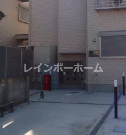 ヴィッラホーム六番館　特典：仲介手数料が無料です!!のエントランス