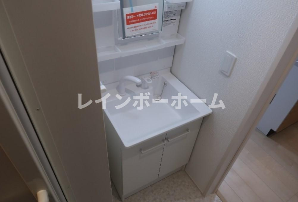 ヴィッラホーム六番館　特典：仲介手数料が無料です!!の洗面所|忙しい朝には欠かせない洗面所です