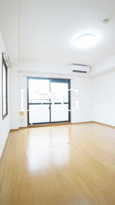 【居間・リビング】 | コモドパークハウス | 洋室のお部屋です。
