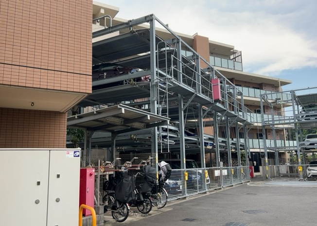 【駐輪場】 | アーリアレジデンス南町田 | マンションの駐輪場は、事前に空きがあるか確認を取ると安心です。せっかく入居したのに駐輪スペースがない！なんてことになったら大変ですよね。そこで、内見時や購入前にはまず事前に確認しておくと良いでしょう。
