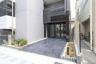 ASCLAIREKOBEHIGASHINADAのエントランス