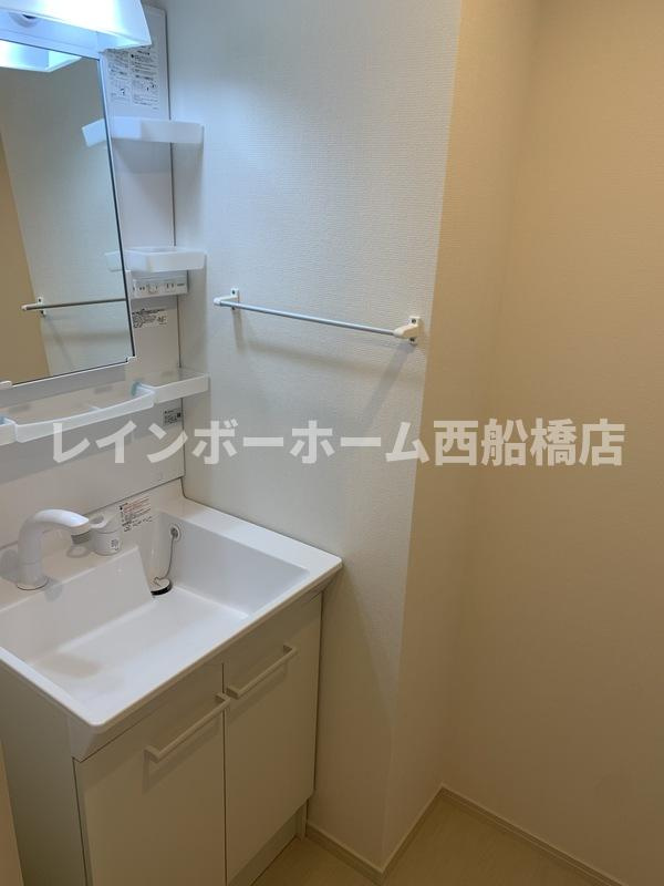 グレイス南行徳の独立洗面台