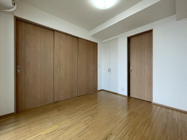 なんばグランドマスターズタワーの洋室