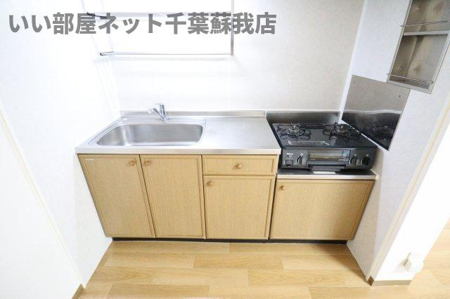 ジャックパレス　Ⅵのキッチン|コンパクトなキッチンで掃除もラクラク