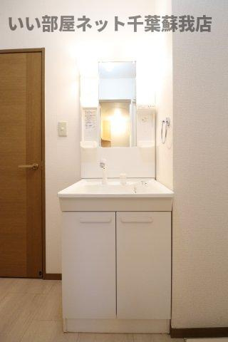 ジャックパレス　Ⅵの洗面所|コンパクトで使いやすい洗面所