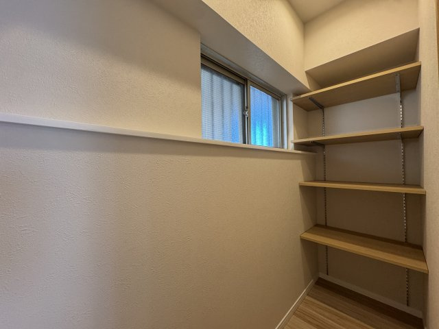 シャルマンコーポ明石３号棟の収納