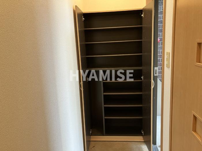ビブレ原口の玄関