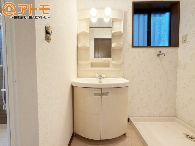 【独立洗面台】 | 富士市中丸　中古戸建て　全1棟