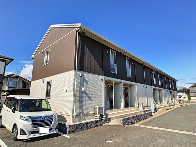 直方市大字植木のアパート